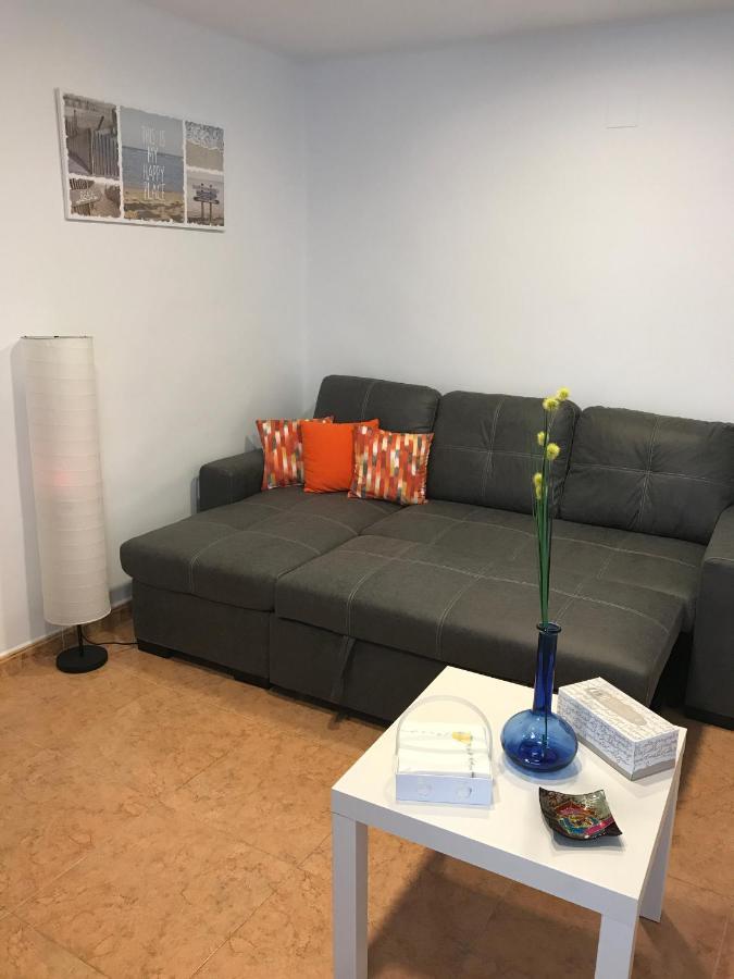 Modern 3bdr, A/c, Wifi & Parking *